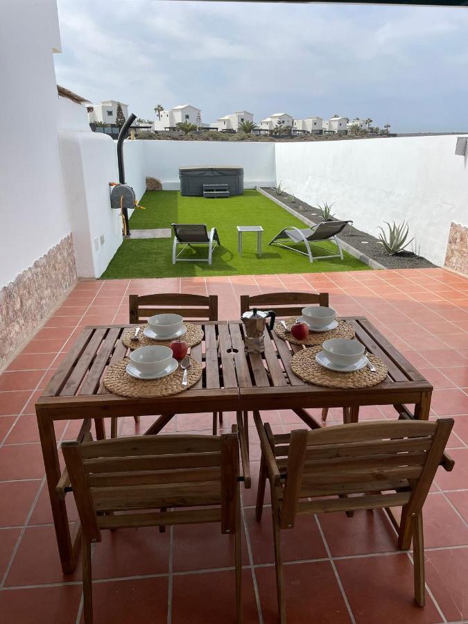 Casa Mic&Ele Lägenhet Playa Blanca  Exteriör bild